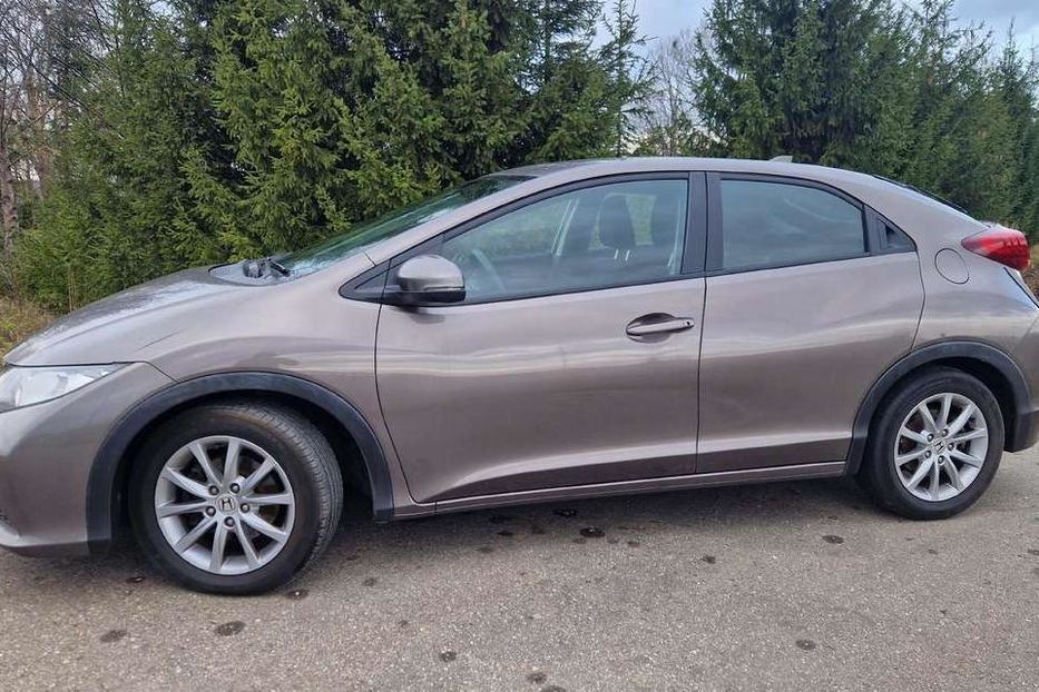 Продам Honda Civic 2014 года в Киеве