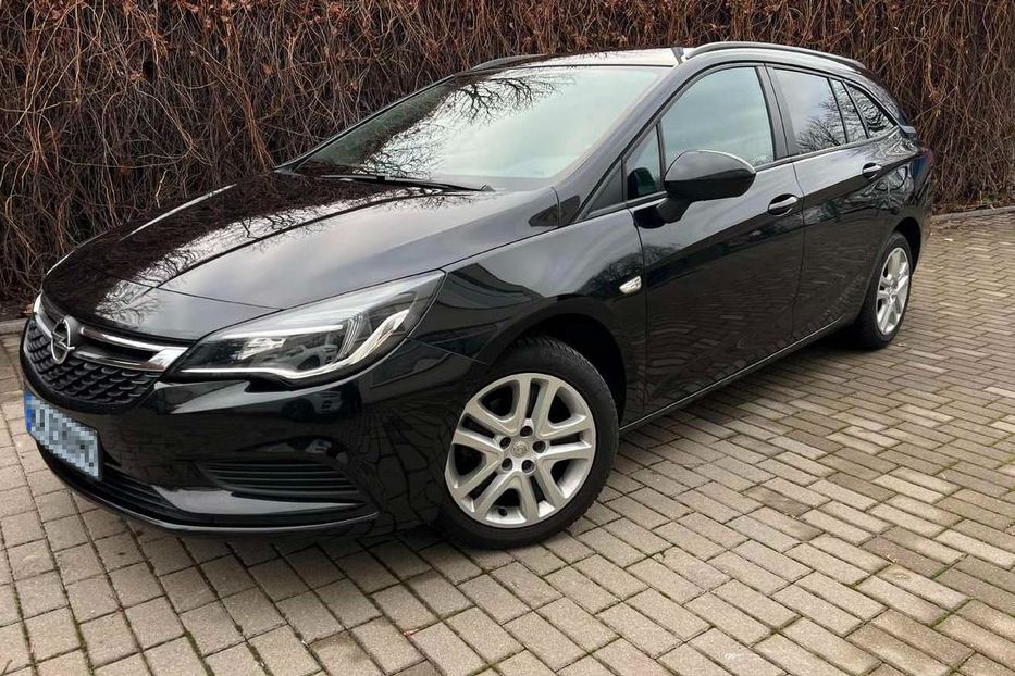 Продам Opel Astra K 2018 года в Житомире