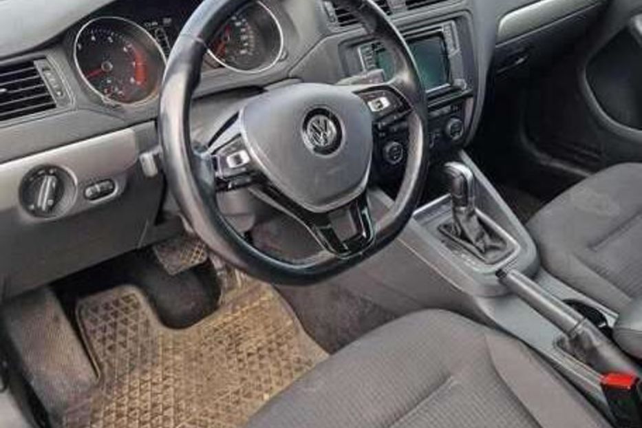 Продам Volkswagen Jetta 2018 года в Виннице