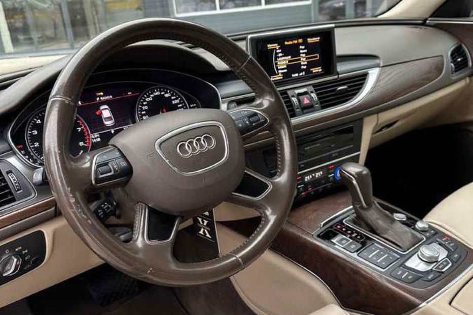 Продам Audi A6 1.8 TFSI S tronic (190 к.с.) 2015 года в Ровно