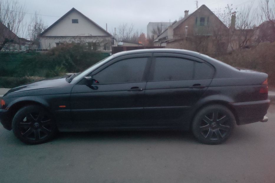 Продам BMW 318 318i 1998 года в Запорожье