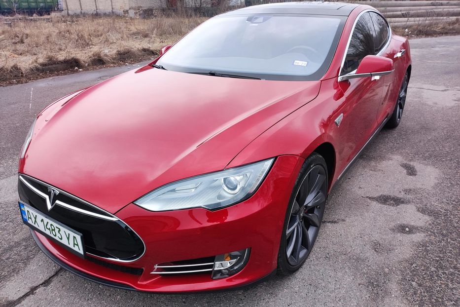 Продам Tesla Model S P90D 2015 года в г. Мерефа, Харьковская область