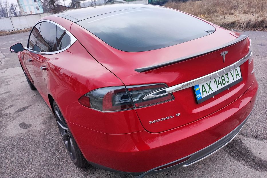 Продам Tesla Model S P90D 2015 года в г. Мерефа, Харьковская область