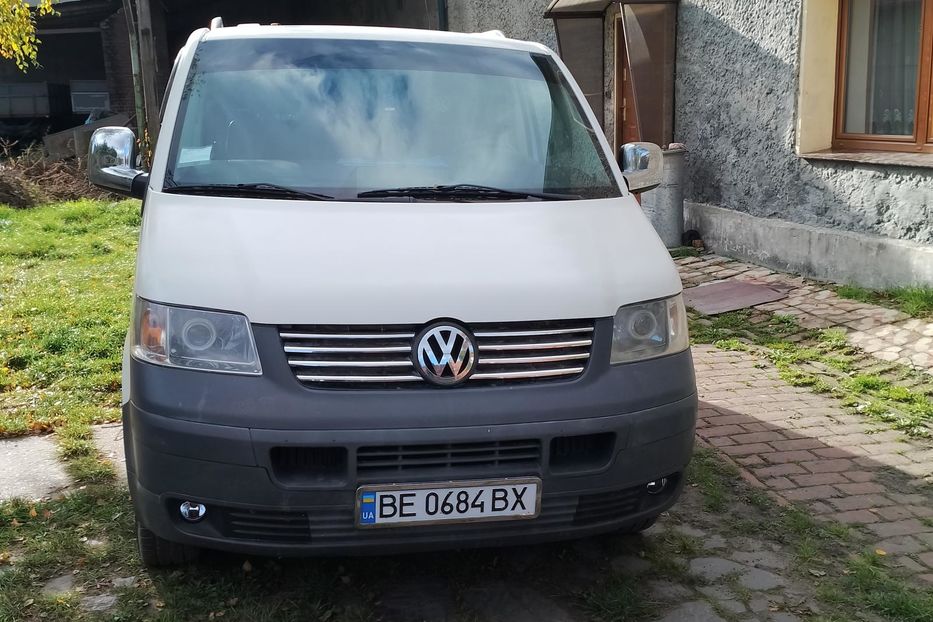 Продам Volkswagen T5 (Transporter) пасс. 2007 года в Николаеве