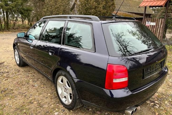 Продам Audi A4 1999 года в Харькове