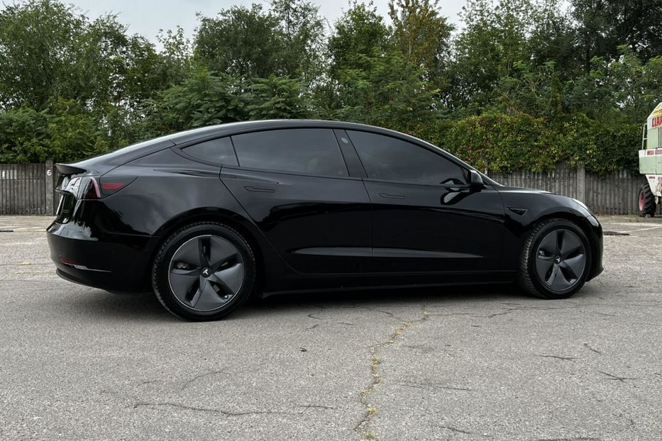 Продам Tesla Model 3 Perfomance 2019 года в Запорожье