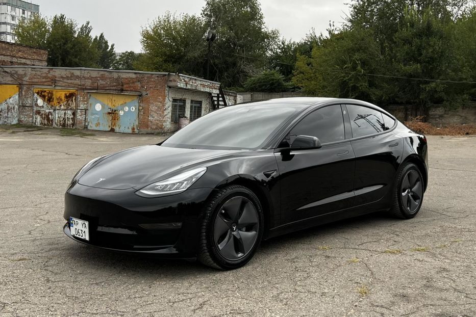 Продам Tesla Model 3 Perfomance 2019 года в Запорожье