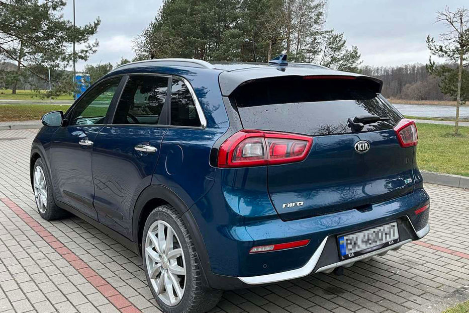 Продам Kia Niro 1.6 GDI DCT (141 к.с.) Hybrid  2019 года в Львове