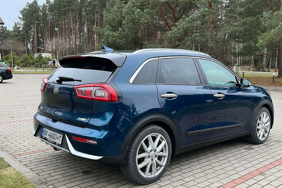 Продам Kia Niro 1.6 GDI DCT (141 к.с.) Hybrid  2019 года в Львове