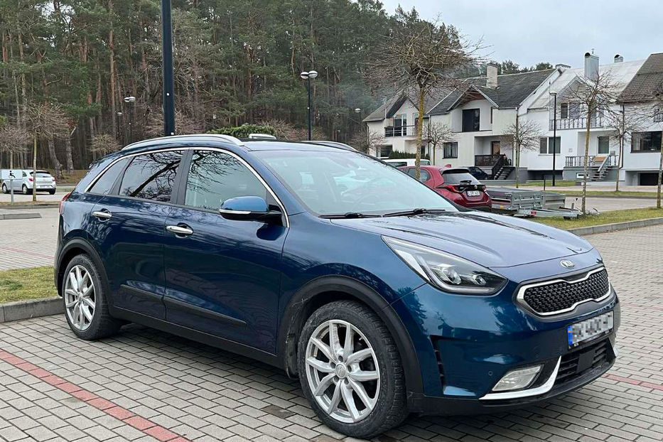 Продам Kia Niro 1.6 GDI DCT (141 к.с.) Hybrid  2019 года в Львове