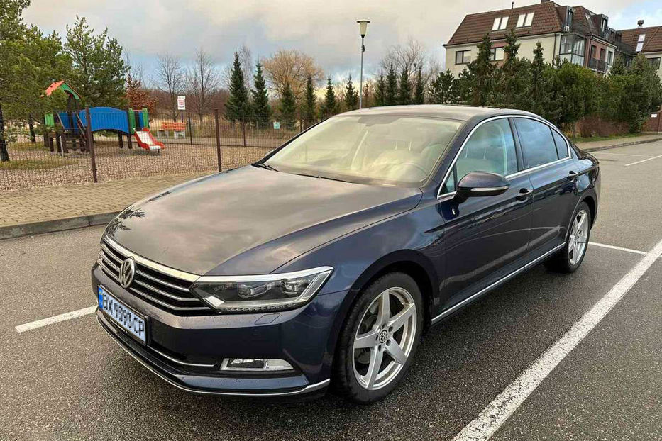 Продам Volkswagen Passat B8 2.0TDI DSG (150 к.с.) 2017 года в Ивано-Франковске