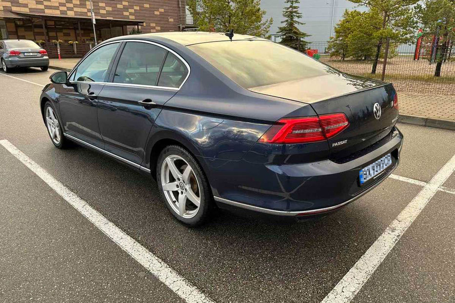 Продам Volkswagen Passat B8 2.0TDI DSG (150 к.с.) 2017 года в Ивано-Франковске