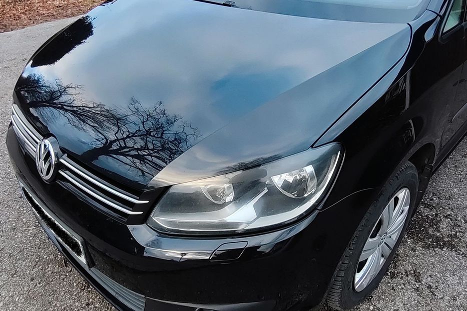 Продам Volkswagen Touran 2012 года в Киеве