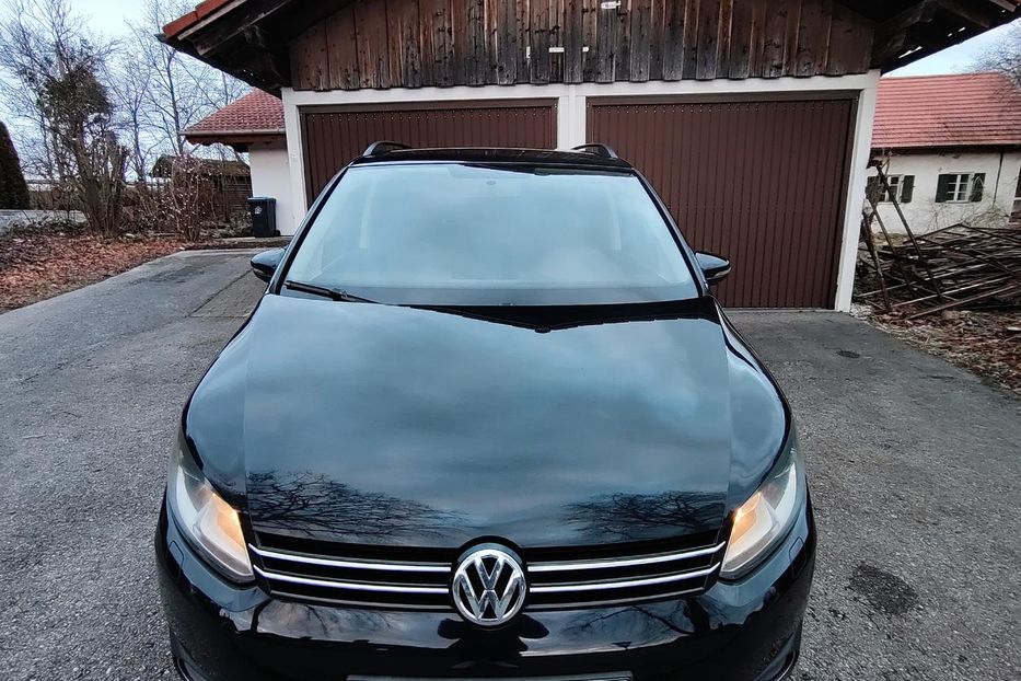 Продам Volkswagen Touran 2012 года в Киеве