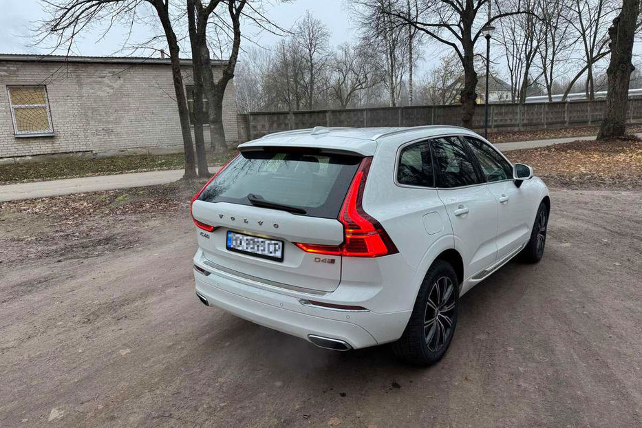 Продам Volvo XC60 2.0 АT (190 к.с.) AWD 2018 года в Ровно