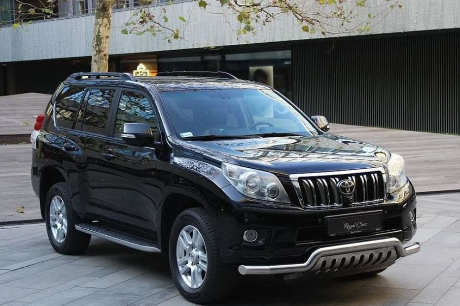 Продам Toyota Land Cruiser Prado 2010 года в Харькове