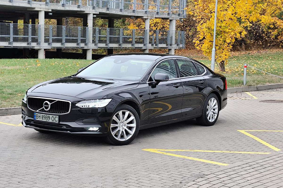 Продам Volvo S90 2.0 AT 2018 года в Ивано-Франковске