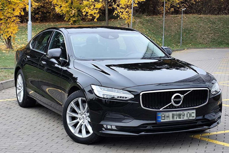 Продам Volvo S90 2.0 AT 2018 года в Ивано-Франковске