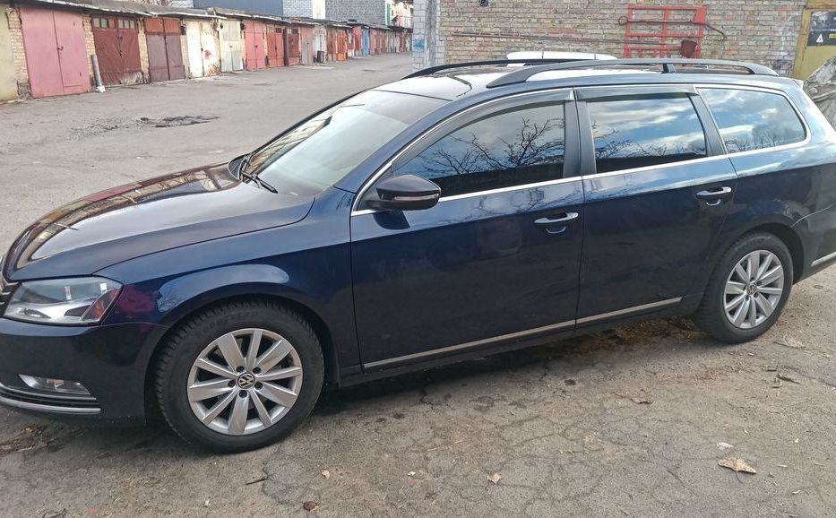 Продам Volkswagen Passat B7 полный привод 2014 года в Киеве