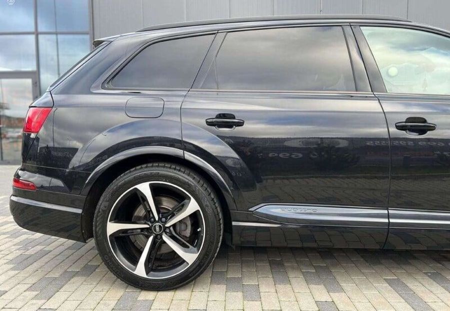 Продам Audi Q7 2019 года в Киеве