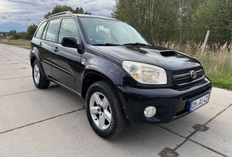 Продам Toyota Rav 4 2005 года в Киеве