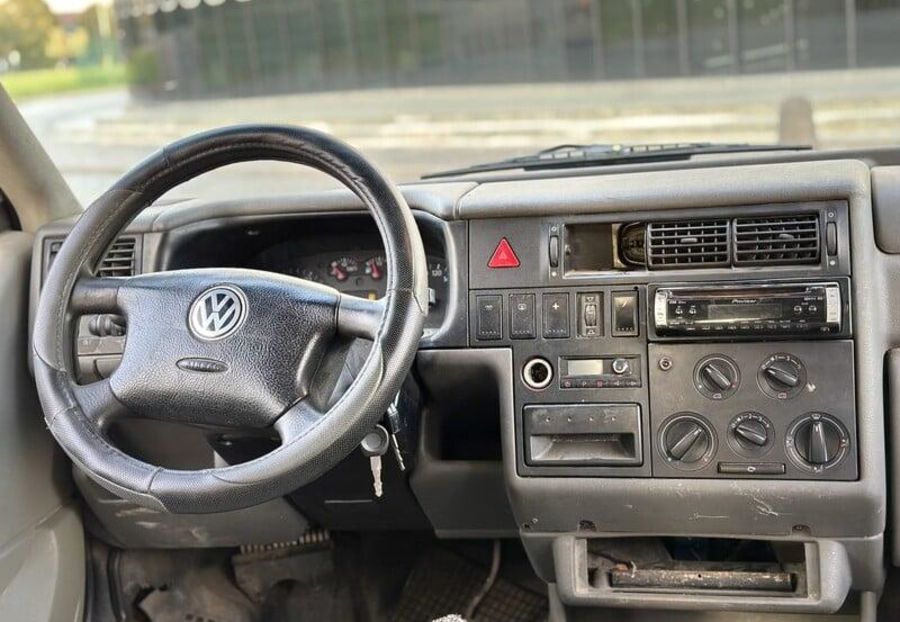 Продам Volkswagen T4 (Transporter) пасс. 1999 года в Днепре