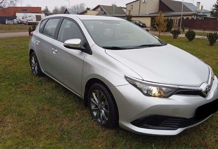 Продам Toyota Auris 1.3 MT 2018 года в Днепре