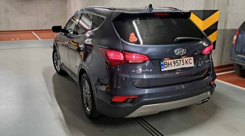 Продам Hyundai Santa FE 2016 года в Одессе