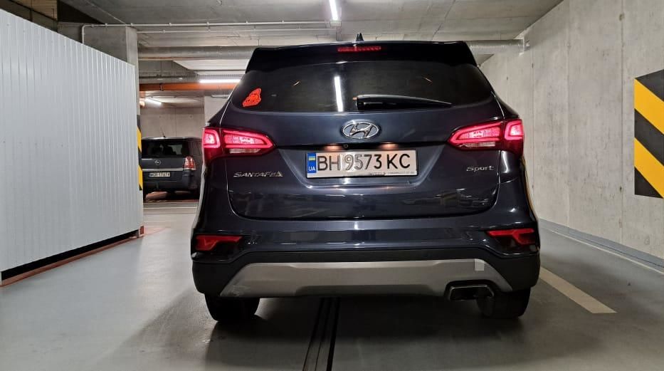 Продам Hyundai Santa FE 2016 года в Одессе