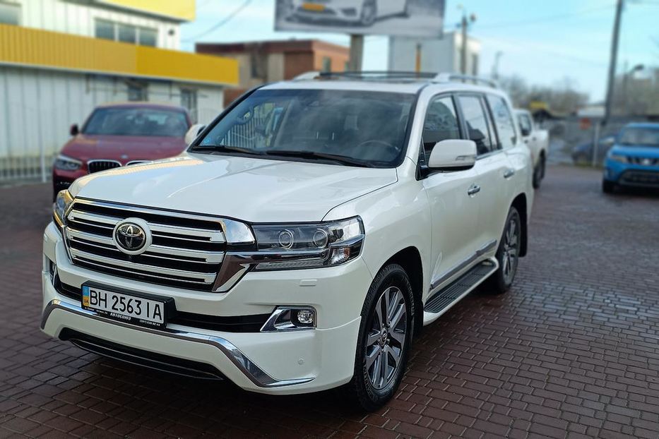 Продам Toyota Land Cruiser 200 2017 года в Одессе