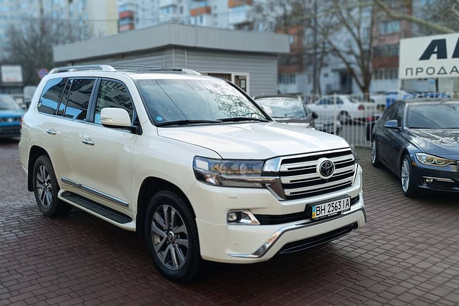 Продам Toyota Land Cruiser 200 2017 года в Одессе