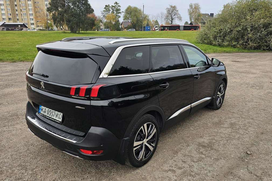 Продам Peugeot 5008 1.6 AT 2017 года в Ровно