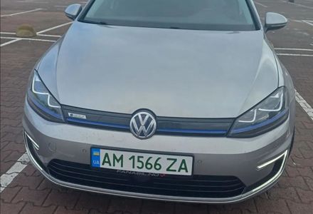 Продам Volkswagen e-Golf 2015 года в Житомире