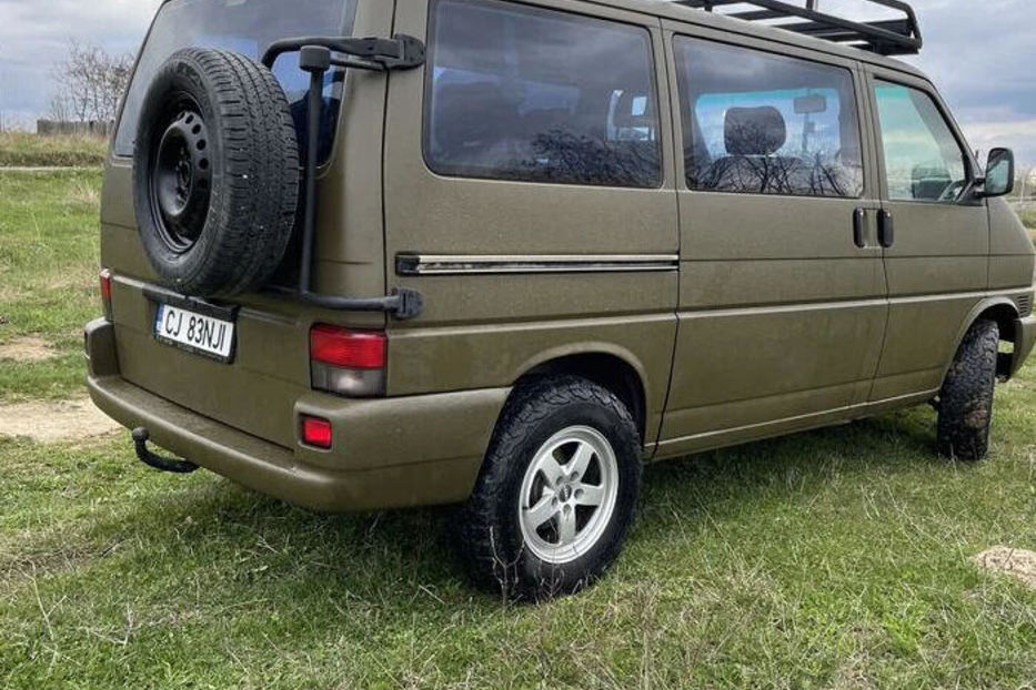 Продам Volkswagen T4 (Transporter) пасс. 2002 года в Харькове