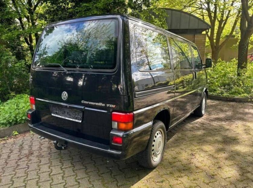 Продам Volkswagen T4 (Transporter) пасс. 2003 года в Харькове