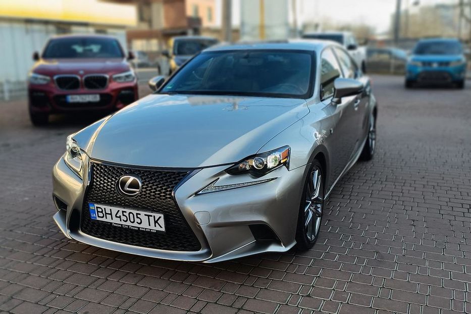 Продам Lexus IS 200 F-sport 2015 года в Одессе