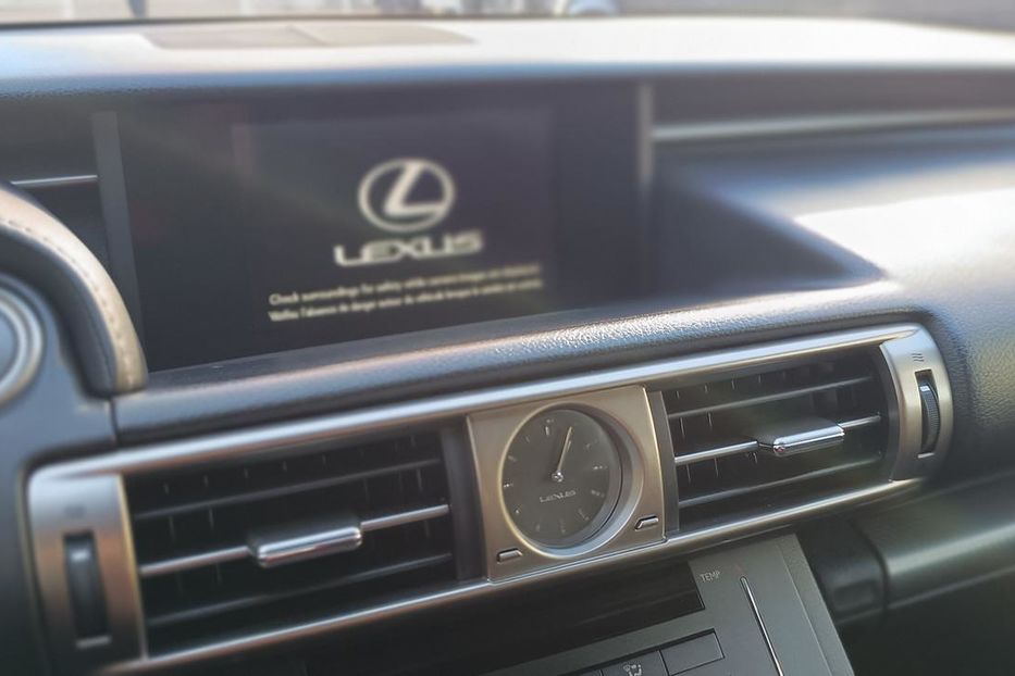 Продам Lexus IS 200 F-sport 2015 года в Одессе