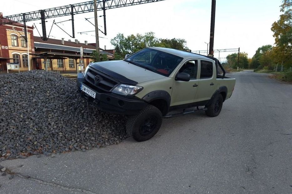 Продам Toyota Hilux 2006 года в Харькове