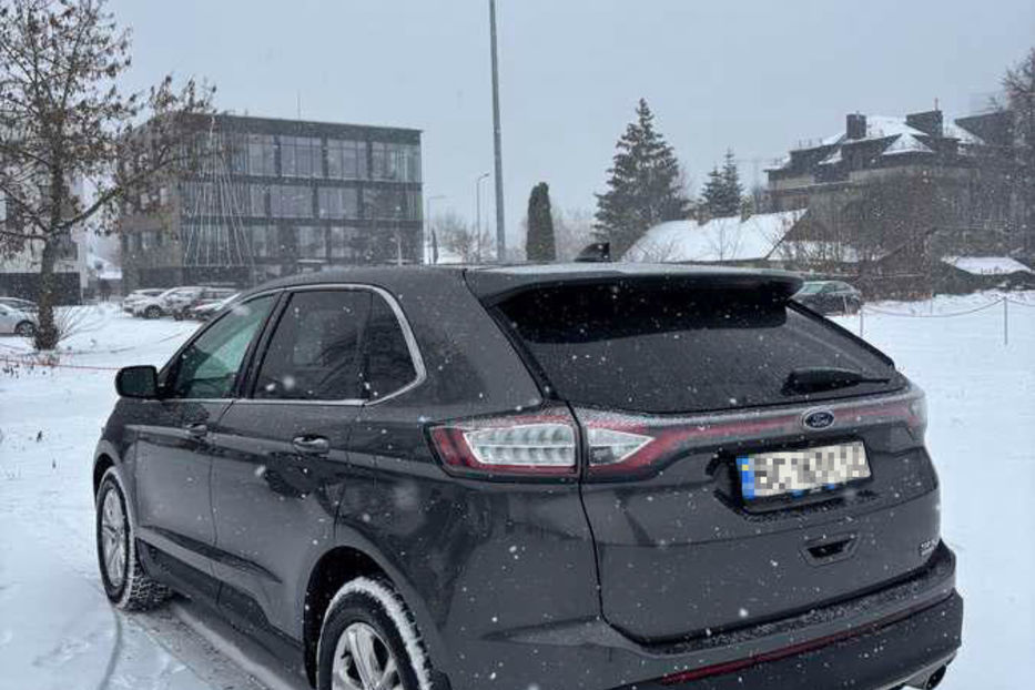 Продам Ford Edge 2.0 Ecoboost AT 2017 года в Киеве