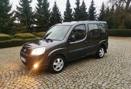 Продам Fiat Doblo пасс. 2007 года в Львове