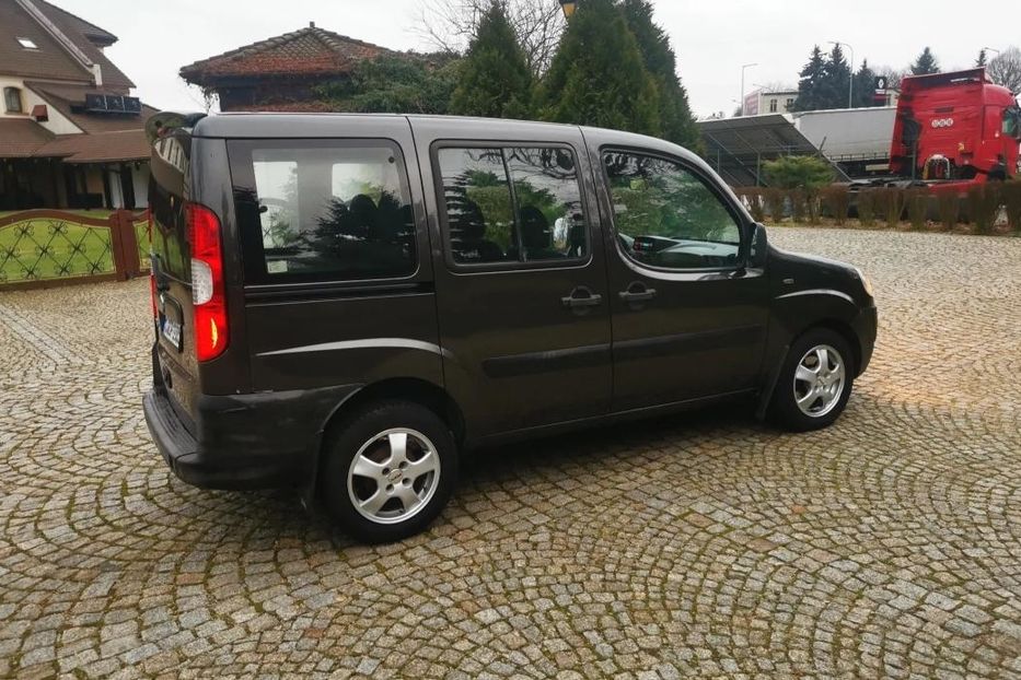 Продам Fiat Doblo пасс. 2007 года в Львове