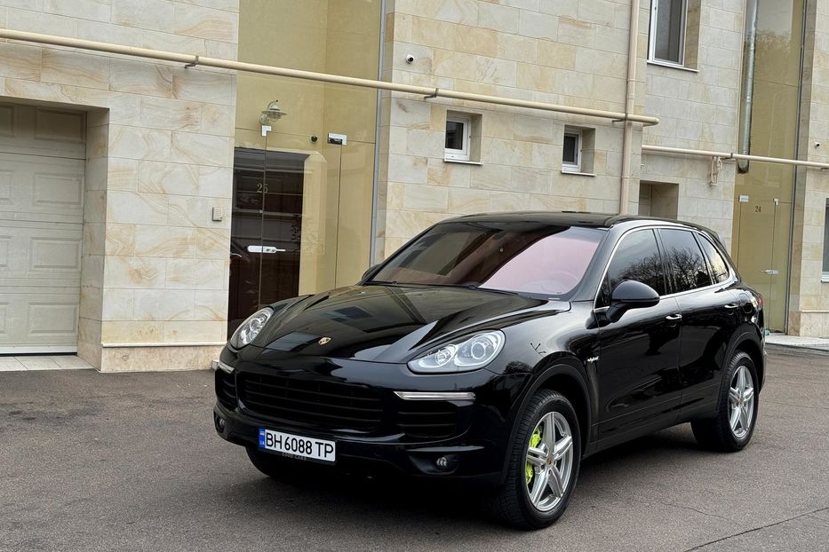 Продам Porsche Cayenne Гибрид 2016 года в Одессе