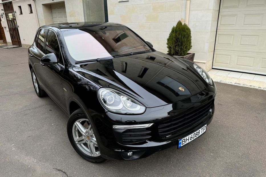 Продам Porsche Cayenne Гибрид 2016 года в Одессе