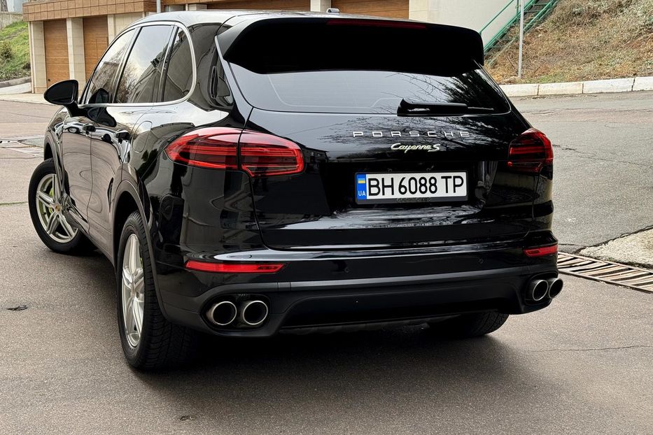 Продам Porsche Cayenne Гибрид 2016 года в Одессе