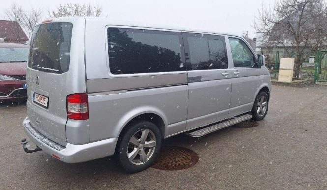 Продам Volkswagen T5 (Transporter) пасс. 2009 года в Днепре