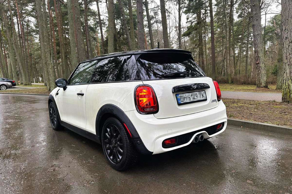 Продам MINI Cooper S Cooper S 2.0 AT (192 к.с.) 2015 года в Киеве