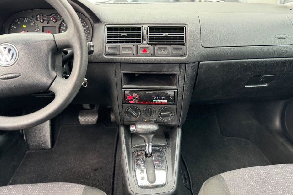 Продам Volkswagen Golf IV 2002 года в Львове