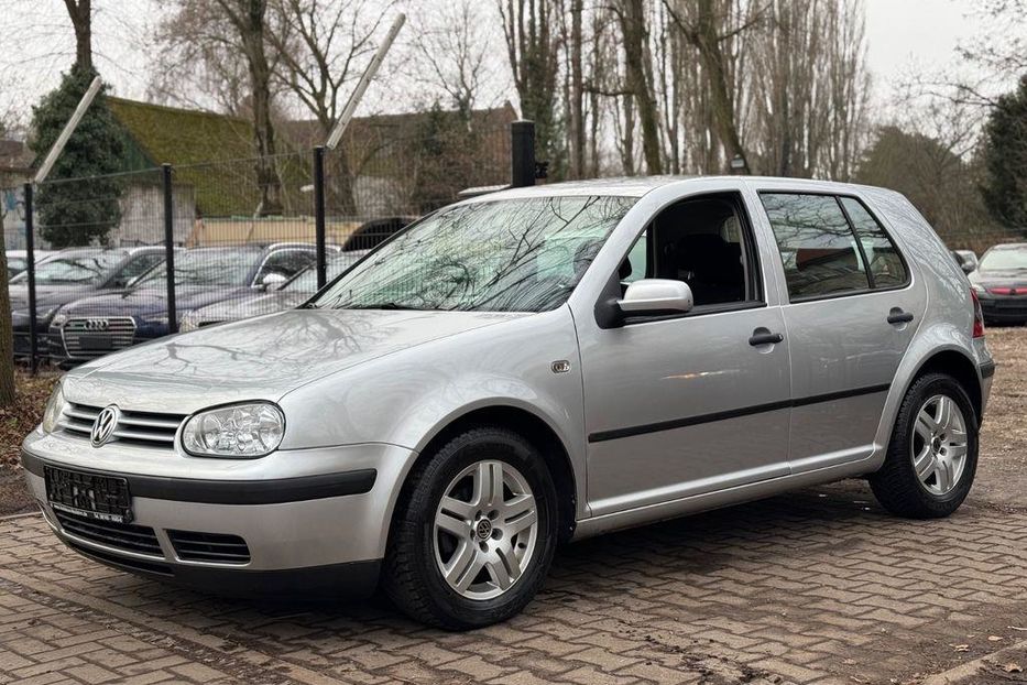 Продам Volkswagen Golf IV 2002 года в Львове