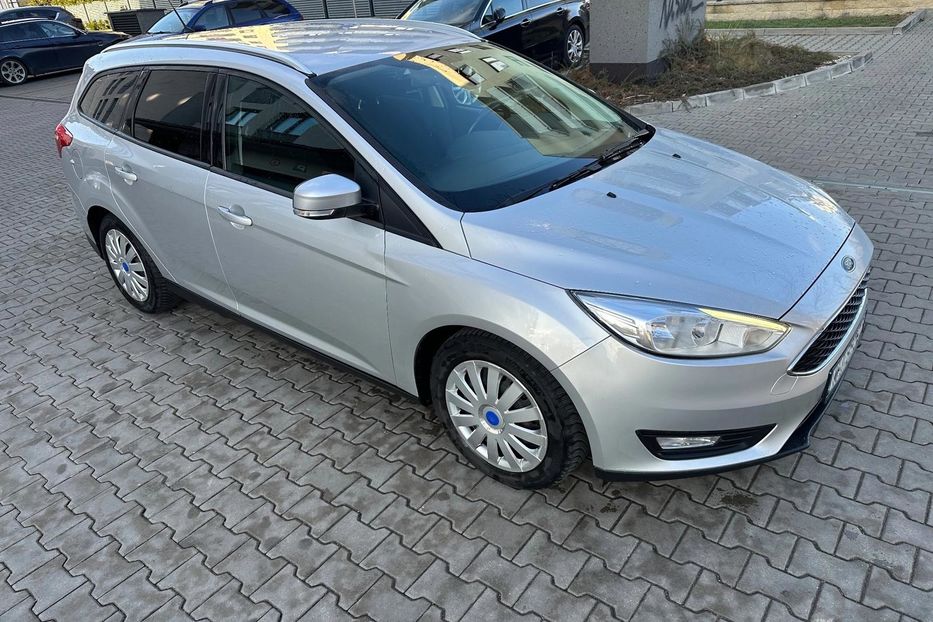 Продам Ford Focus 1.6 МТ (105 к.с.) 2016 года в Киеве