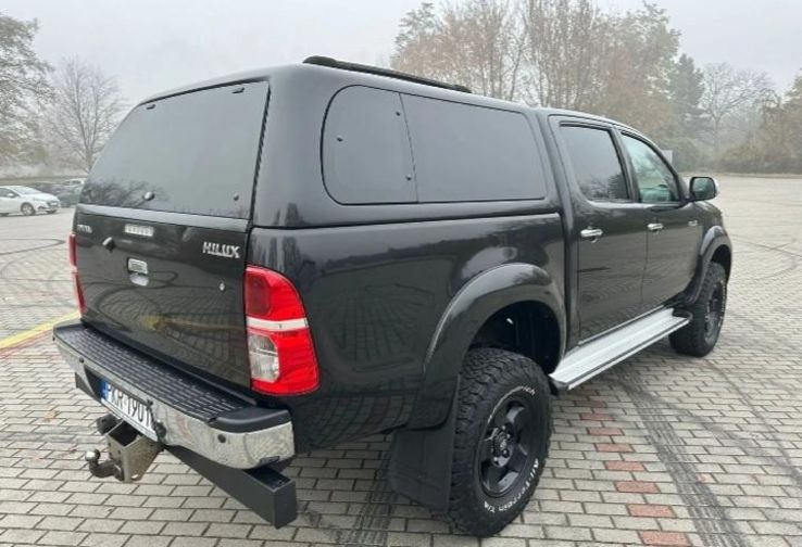 Продам Toyota Hilux 2011 года в г. Валки, Харьковская область